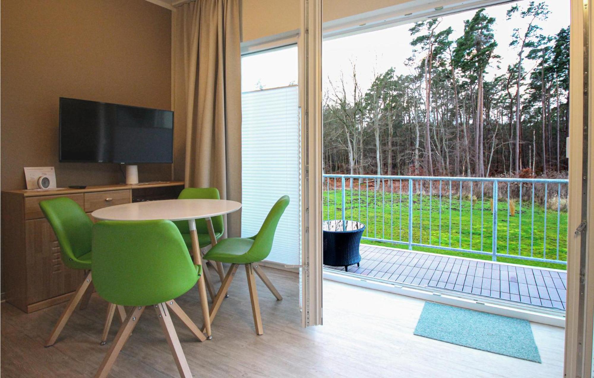 Stunning Apartment In Graal-Mueritz With Kitchen Zewnętrze zdjęcie